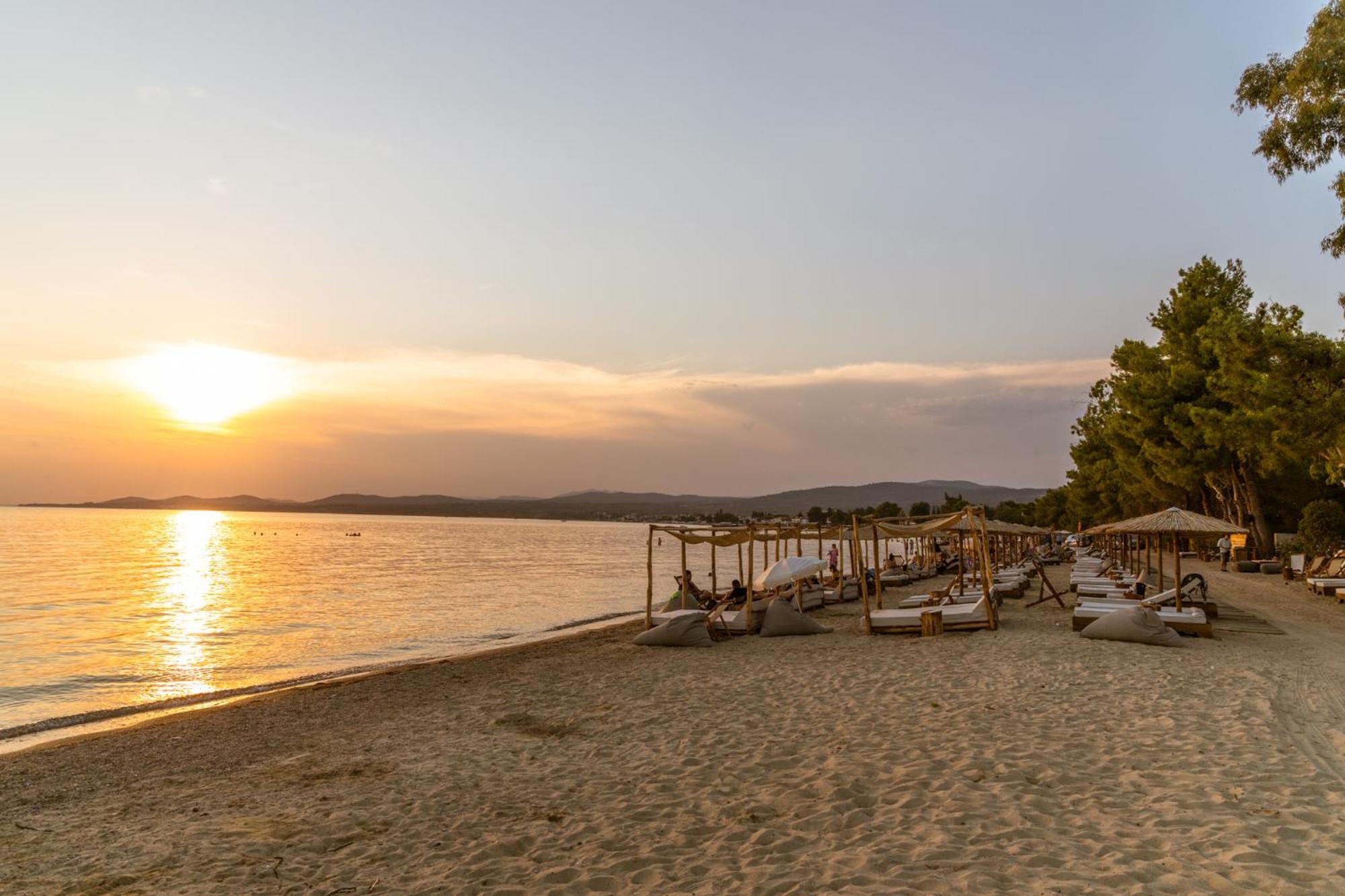 Ergon Beach House Nikiti ภายนอก รูปภาพ